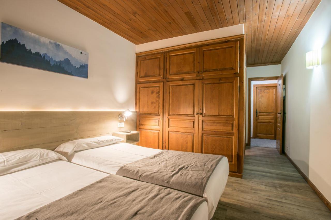 Hotel Snoe Mont Romies Salardú Extérieur photo