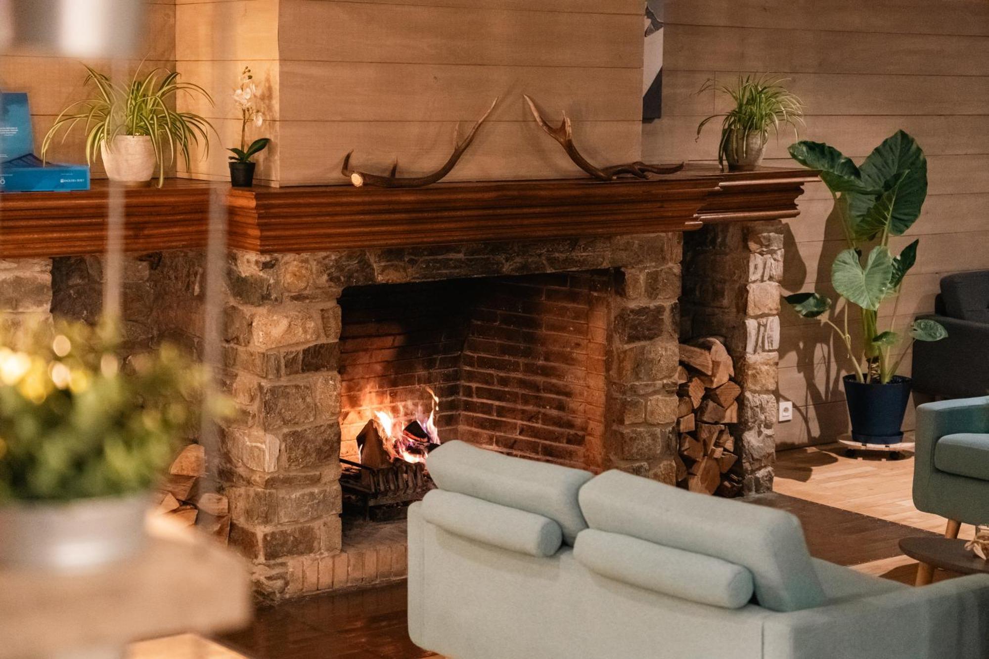 Hotel Snoe Mont Romies Salardú Extérieur photo